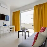 Tranquil Creek 1-bedroom & Penthouse Apartment *