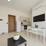 Apartment Tranquil Creek 1-bedroom & Penthouse Msida