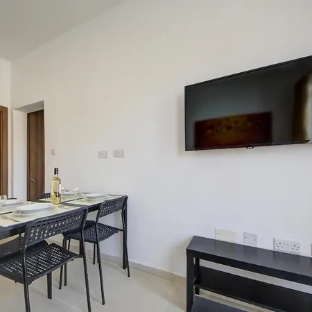 Tranquil Creek - 1bedroom By Shortletsmalta Apartment