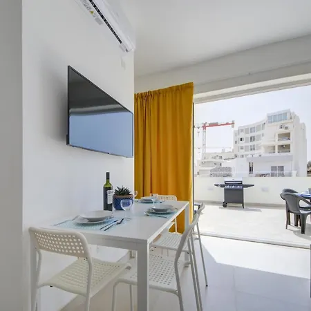 Tranquil Creek - 1bedroom By Shortletsmalta Apartment