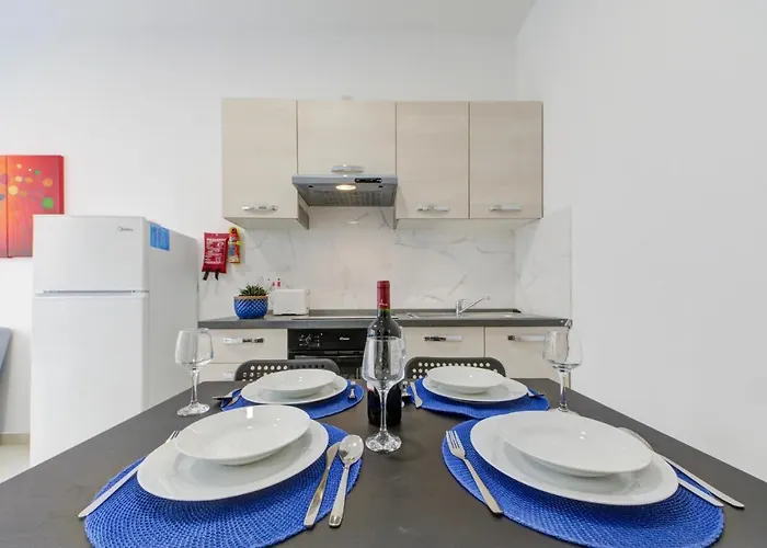 Apartament Tranquil Creek 1-bedroom & Penthouse *