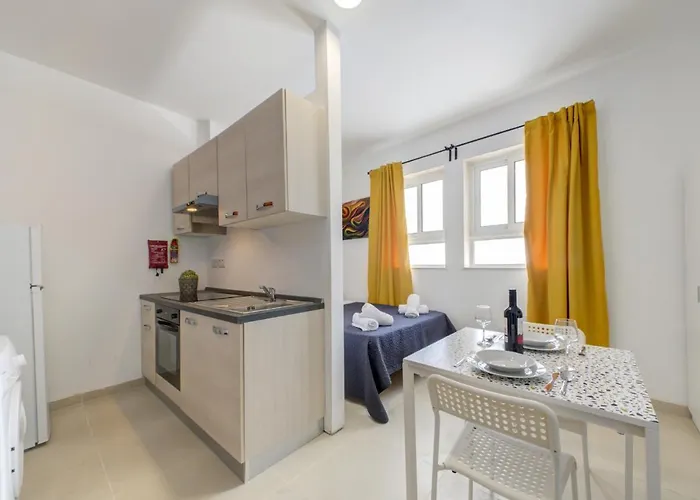 Apartament Tranquil Creek 1-bedroom & Penthouse Msida
