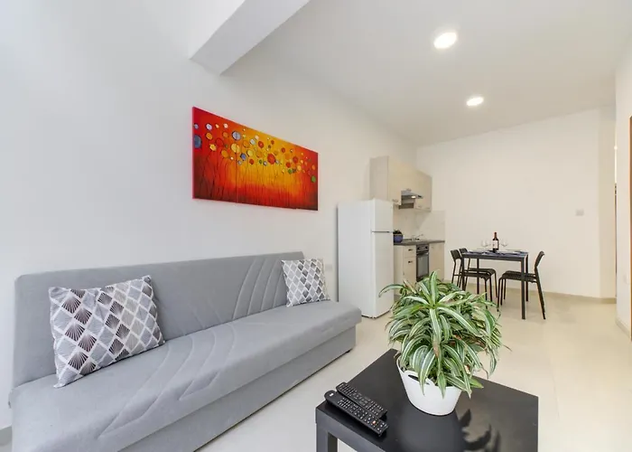 Tranquil Creek 1-bedroom & Penthouse Apartament Msida