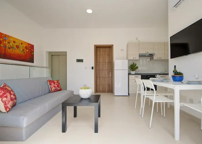 Tranquil Creek 1-bedroom & Penthouse Apartament Msida