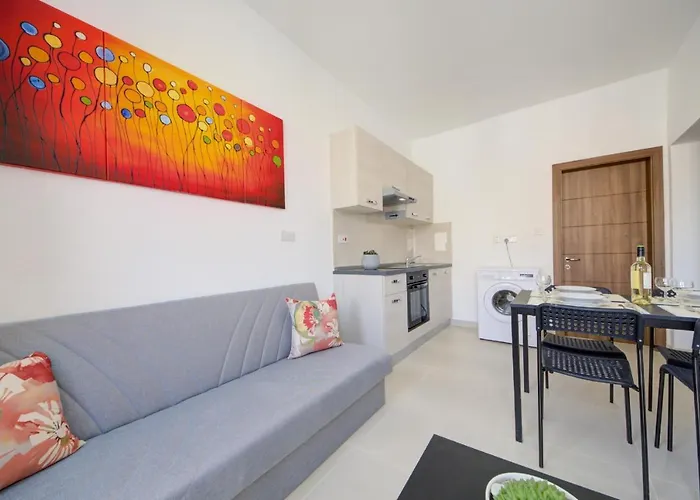 Tranquil Creek 1-bedroom & Penthouse