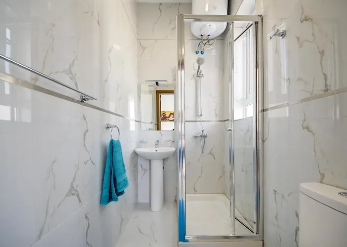 Tranquil Creek 1-bedroom & Penthouse Apartament Msida